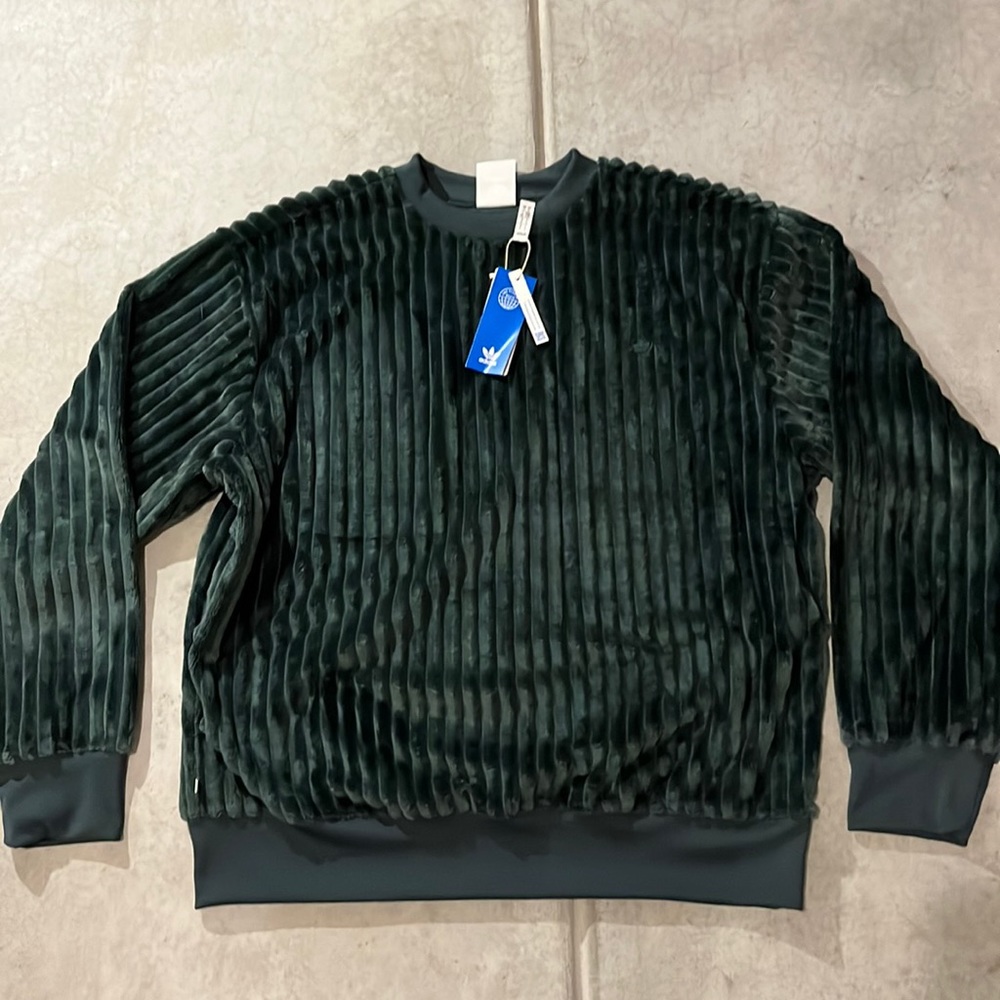 Adidas men’s crew neck